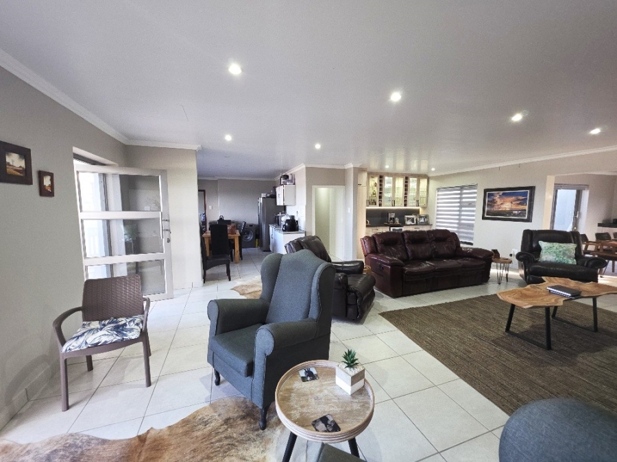 3 Bedroom Property for Sale in Dana Bay Western Cape